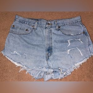 Woman’s Levi Jean shorts high rise size 10